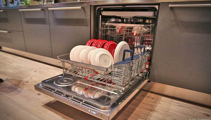 علت خشک نکردن ظروف ماشین ظرفشویی آاگ